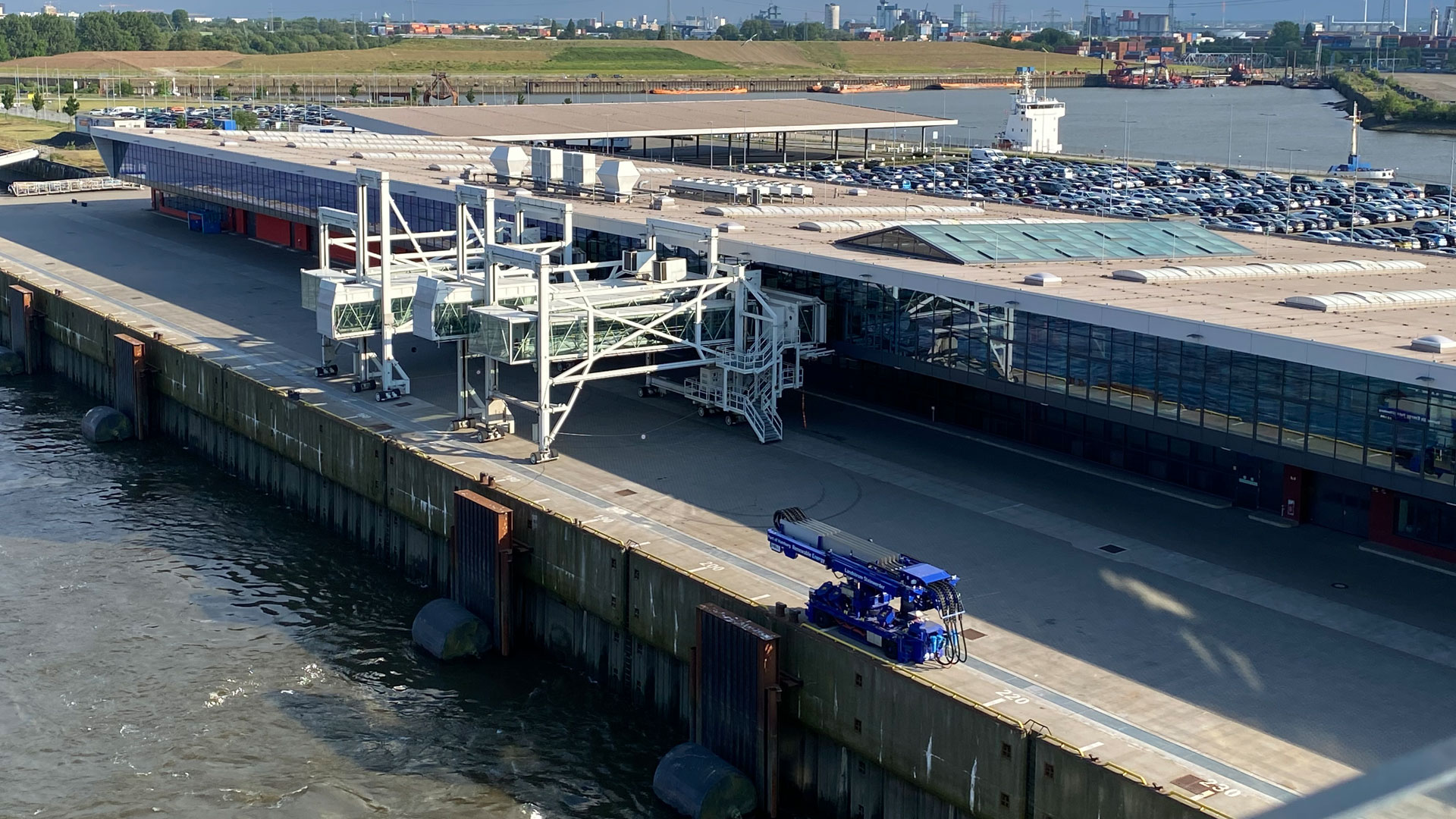 Hamburg soon to be bunker-ready for alternative fuels