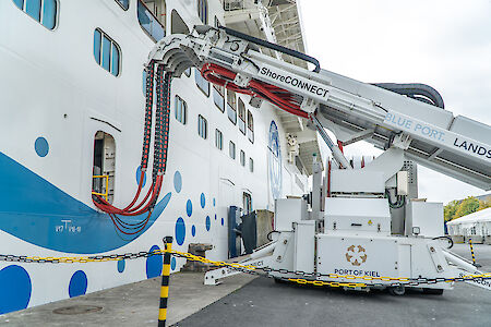 PORT OF KIEL feiert 100. Landstromanschluss